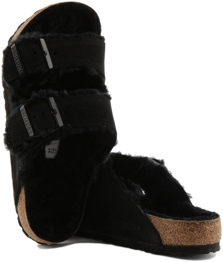 Sandales Birkenstock Arizona | cuir suédé noir doublé de peau lainée pour femmes