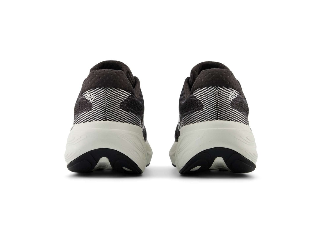 Chaussures de course larges pour femme New Balance 880 V15