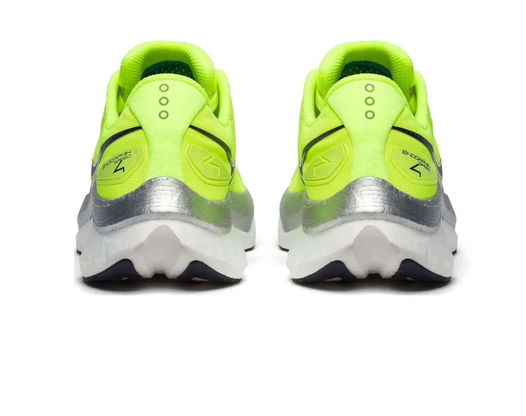 Chaussures de course pour homme Saucony Endorphin Speed 4